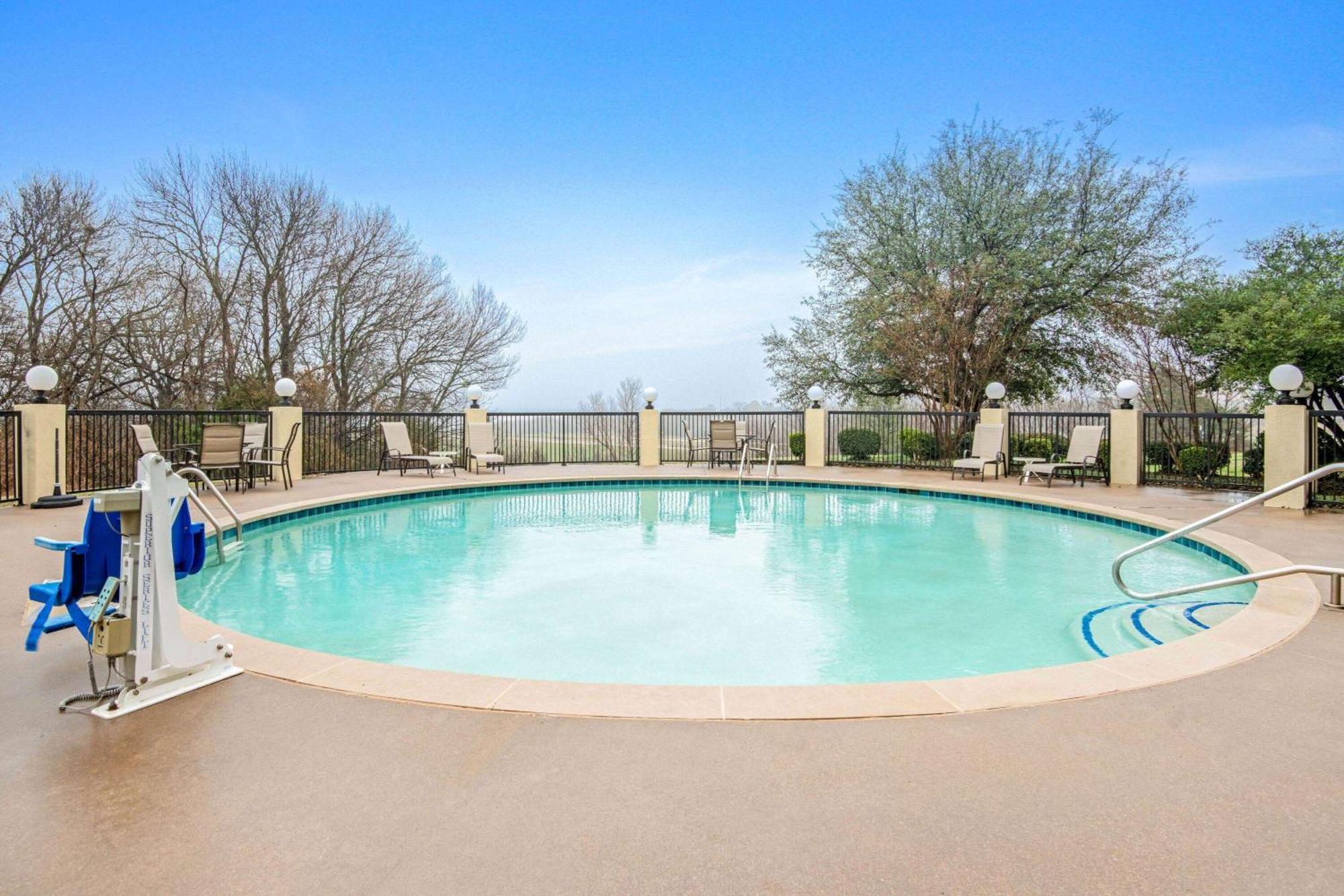 La Quinta By Wyndham Denison - North Lake Texoma Exterior foto